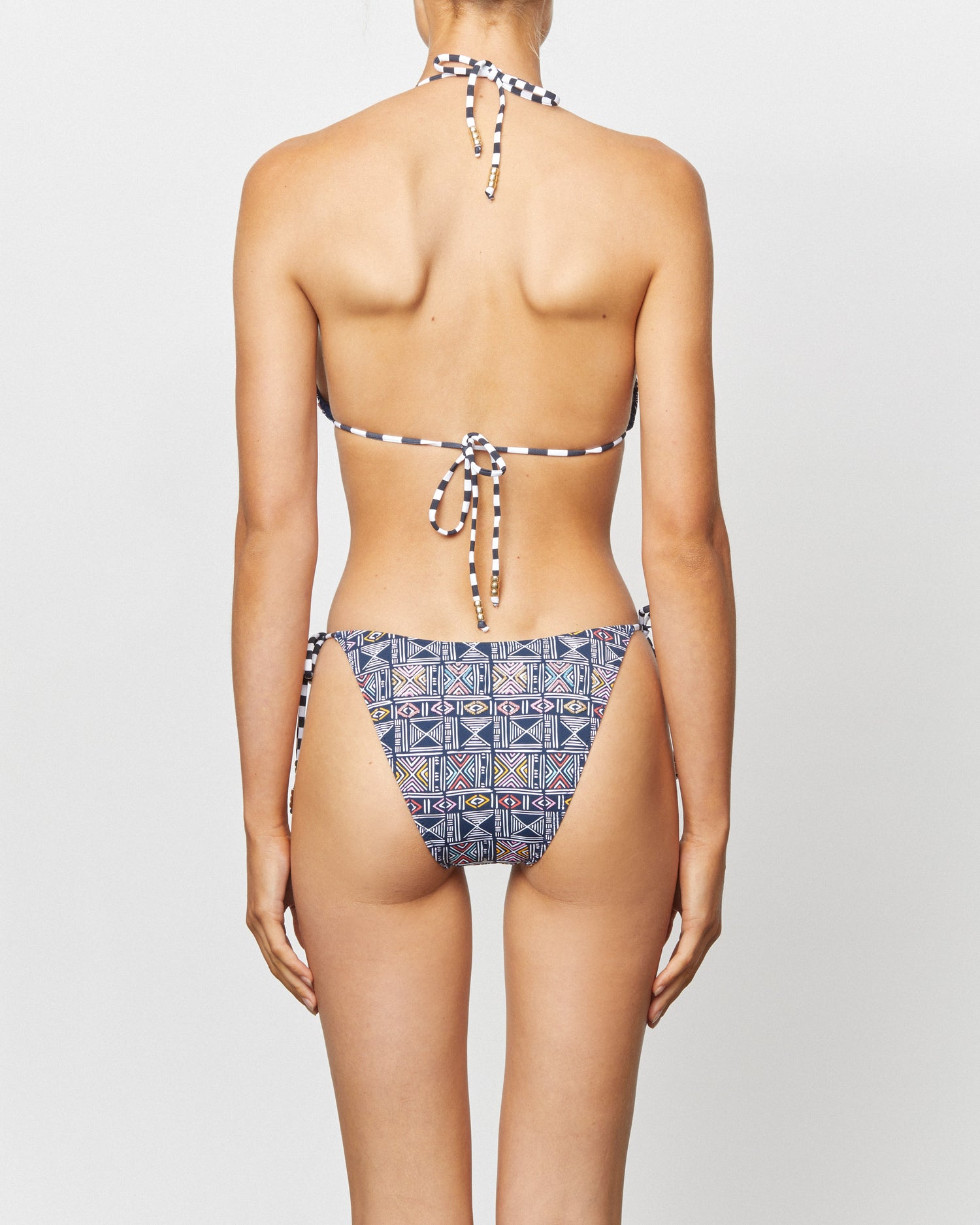 On body back of the THE 90'S TIE UP PANT - AZTEC