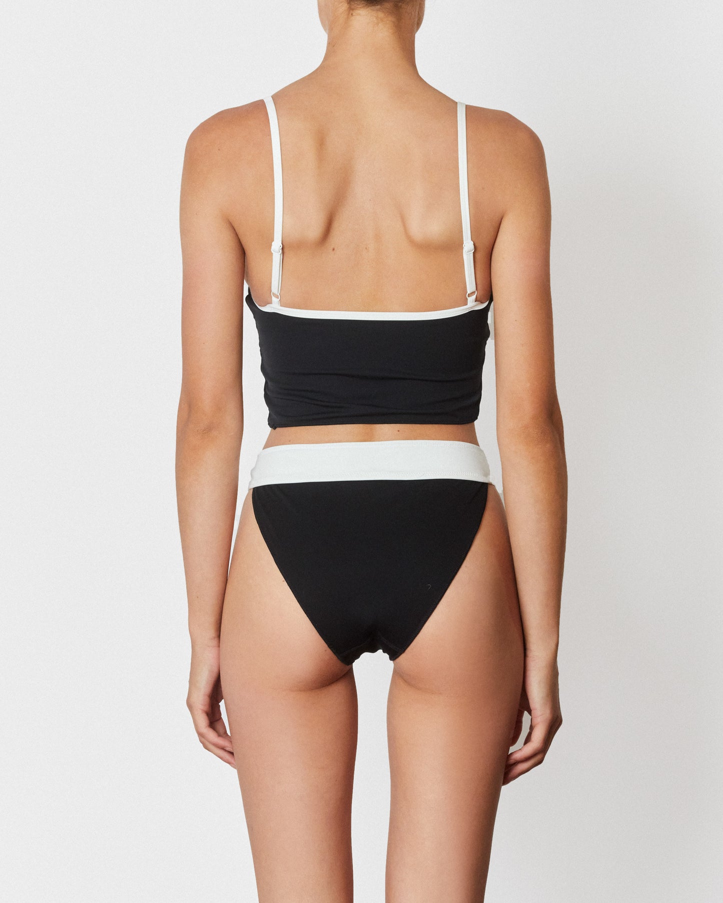 On body back of the Contour Bikini Pant - Black & White