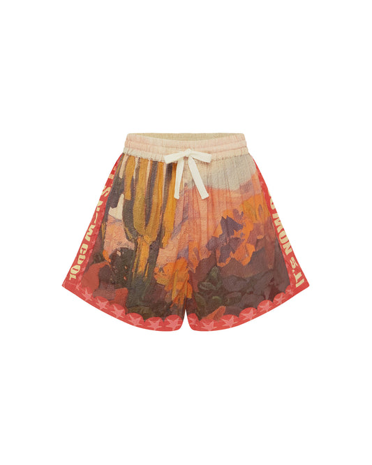 Front view of the Vacay Short - Darlin'. 