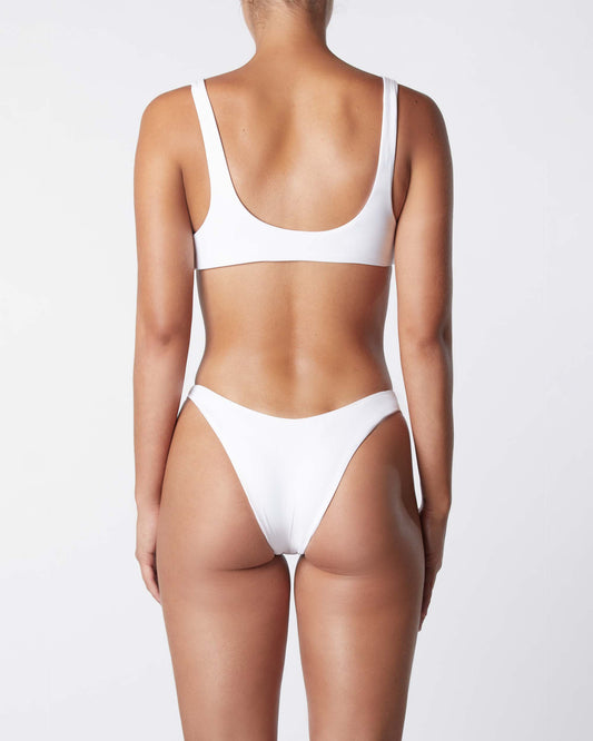 On body back of the 90s Pant - White. 